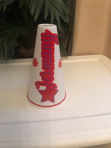 small cheer horn